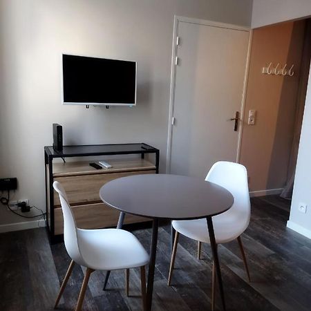 Joli T1 Hypercentre Rochefort المظهر الخارجي الصورة