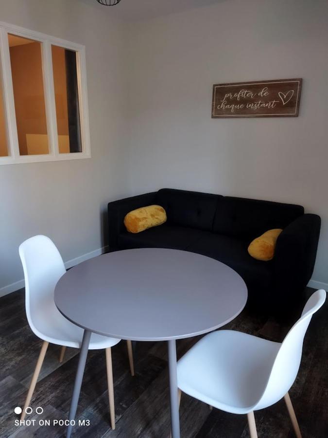 Joli T1 Hypercentre Rochefort المظهر الخارجي الصورة